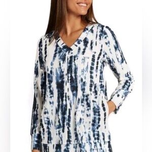 Ellen Tracy Navy and White Long Sleeve Top